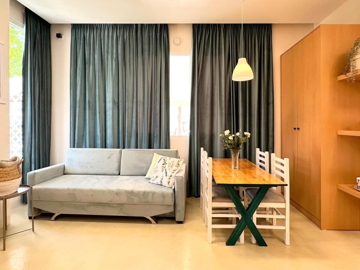 13 Eur For Monthly Stay - Home By The Sea - Hbs 格勒姆 外观 照片