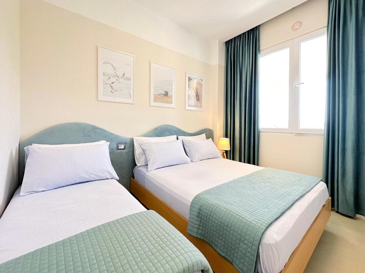 13 Eur For Monthly Stay - Home By The Sea - Hbs 格勒姆 外观 照片