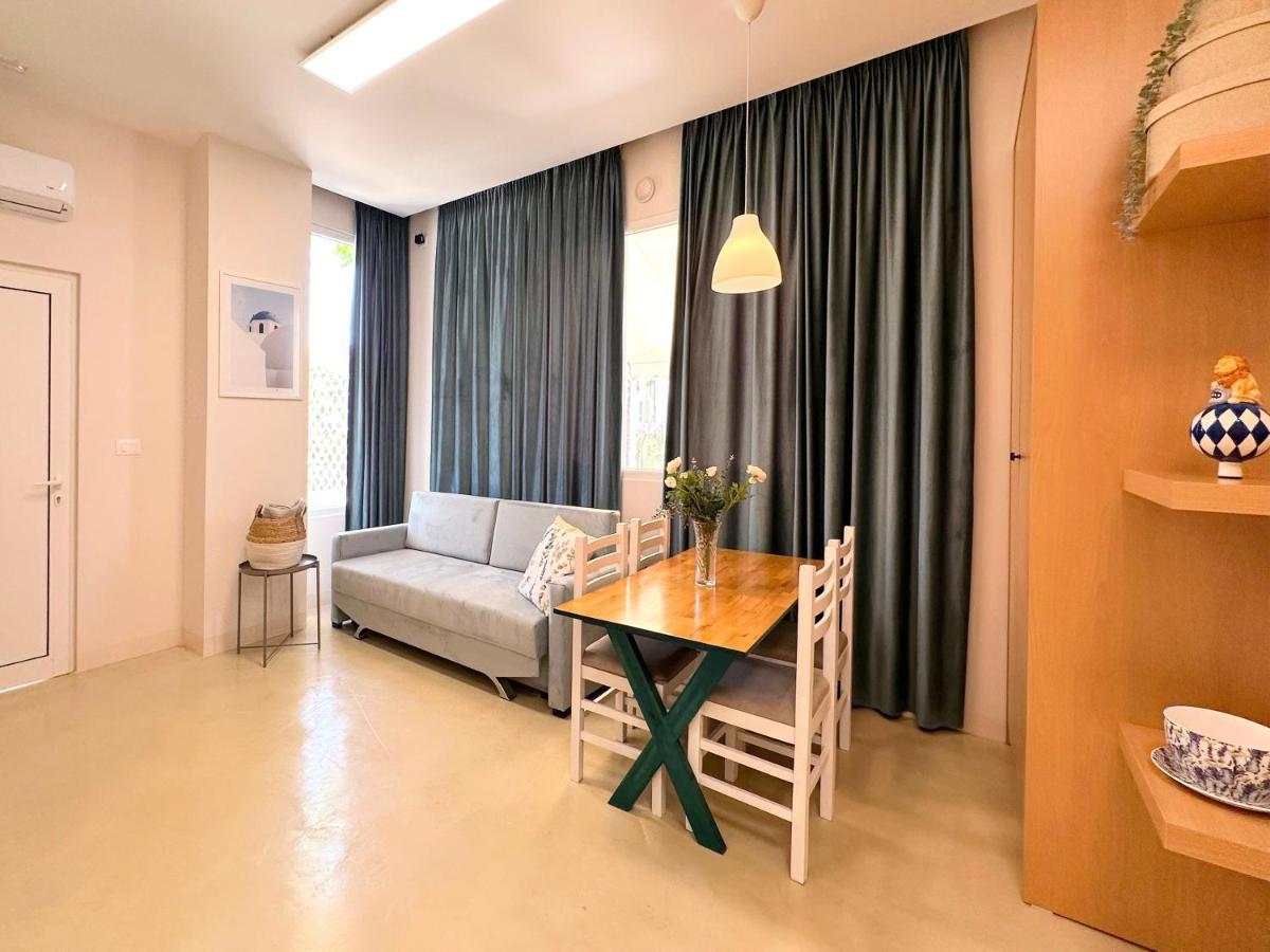 13 Eur For Monthly Stay - Home By The Sea - Hbs 格勒姆 外观 照片